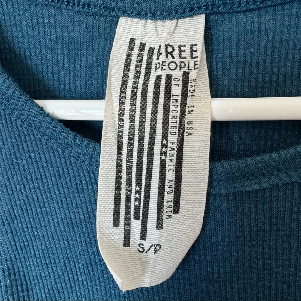 Free People Teal Blue Long Beach Tank Size Small Basic Layering Racerback Summer - Picture 10 of 12